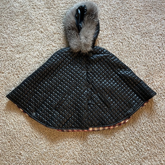 Baby Unisex Billionaire Puffer Shawl - Picture 5 of 11